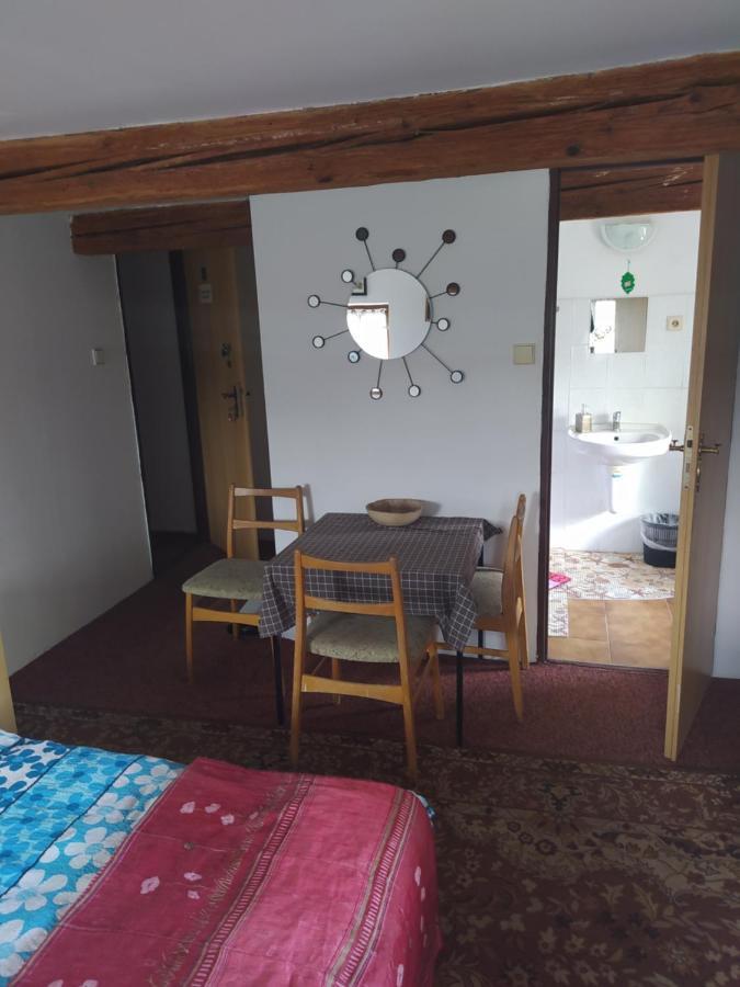 Drevenka Hotel Provodin Buitenkant foto